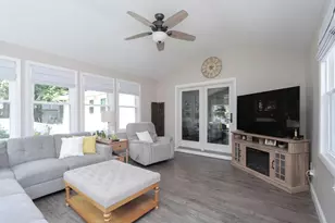 88 Meadowlark Dr, Longmeadow, MA 01106 - Photo 7