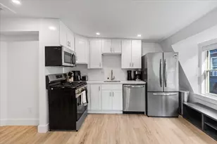 6 Goodwin Pl, Boston, MA 02114 - Photo 11