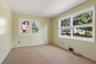 5 Sasur St, Palmer, MA 01080 - Photo 15