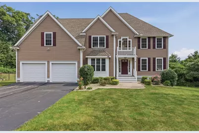 8 Victoria Circle, Shrewsbury, MA 01545 - Photo 1