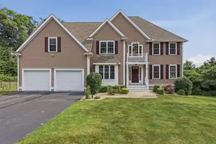 8 Victoria Cir, Shrewsbury, MA 01545 - Photo 1