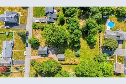 109 Jackson Ave, Somerset, MA 02725 - Photo 35