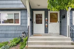633 E Merrimack St, Lowell, MA 01852 - Photo 5