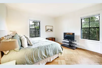 49 Hawthorn St, New Bedford, MA 02740 - Photo 19