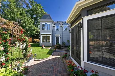49 Hawthorn St, New Bedford, MA 02740 - Photo 35