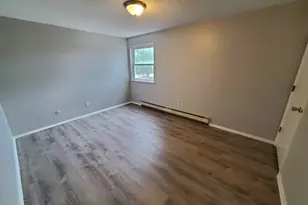 180 Main St, Bridgewater, MA 02324 - Photo 9