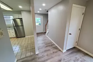 180 Main St, Bridgewater, MA 02324 - Photo 3