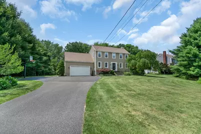 653 Lincoln St, Seekonk, MA 02771 - Photo 3