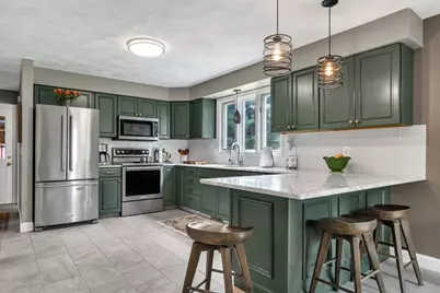 653 Lincoln St, Seekonk, MA 02771 - Photo 5