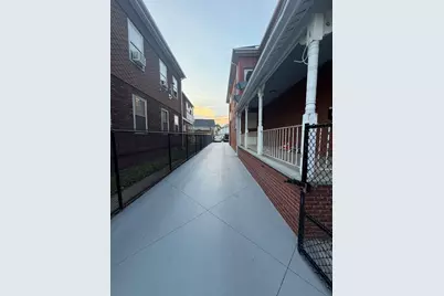 18-20 Fremont #1, Springfield, MA 01105 - Photo 13