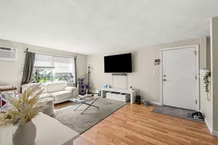 32 Bradford St, Concord, MA 01742 - Photo 5