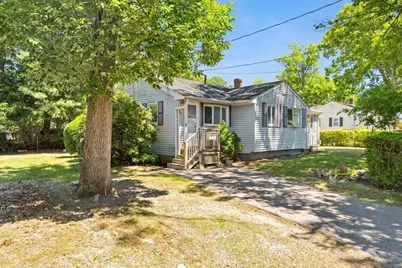 52 Jacob St, Brockton, MA 02302 - Photo 1