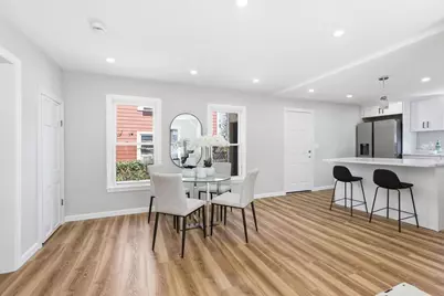 37 Campaw St, Lowell, MA 01850 - Photo 9