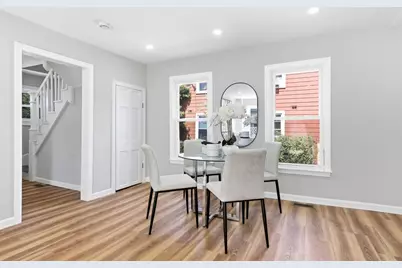 37 Campaw St, Lowell, MA 01850 - Photo 11