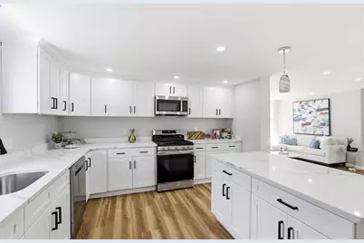 37 Campaw St, Lowell, MA 01850 - Photo 25