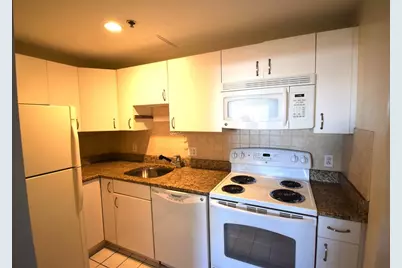 950 Massachusetts Ave #617, Cambridge, MA 02139 - Photo 9