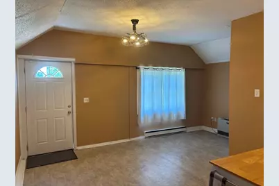 573 Northampton Road #back, Holyoke, MA 01040 - Photo 5