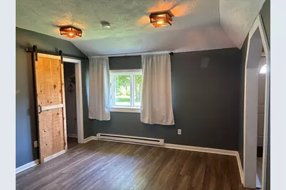 573 Northampton Road #back, Holyoke, MA 01040 - Photo 9