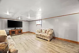 7 Hopewell Rd, Boston, MA 02136 - Photo 13
