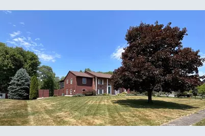 36 Westview Dr, Belchertown, MA 01007 - Photo 3