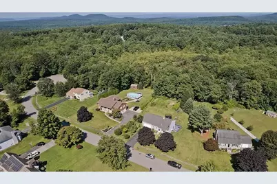 36 Westview Dr, Belchertown, MA 01007 - Photo 5