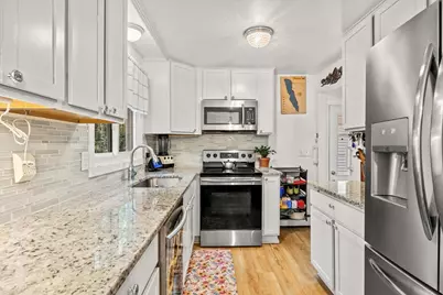 64 Brigham Rd, South Hadley, MA 01075 - Photo 9