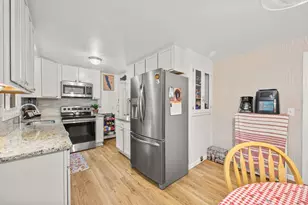 64 Brigham Rd, South Hadley, MA 01075 - Photo 7