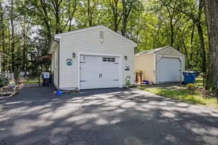 64 Brigham Rd, South Hadley, MA 01075 - Photo 17