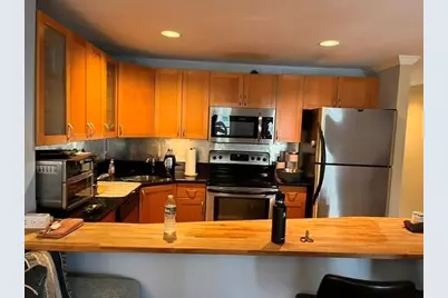 153-155 W 6th St #3, Boston, MA 02127 - Photo 3