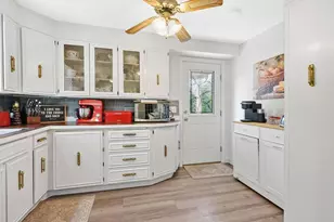 17 Day Ave, East Longmeadow, MA 01028 - Photo 13