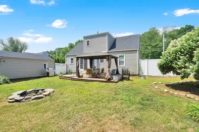 17 Day Ave, East Longmeadow, MA 01028 - Photo 29