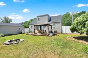 17 Day Ave, East Longmeadow, MA 01028 - Photo 29