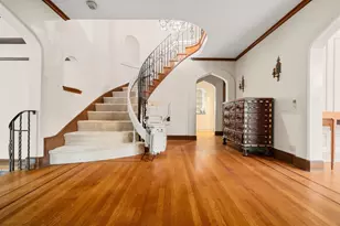43 Monadnock Rd, Wellesley, MA 02481 - Photo 17