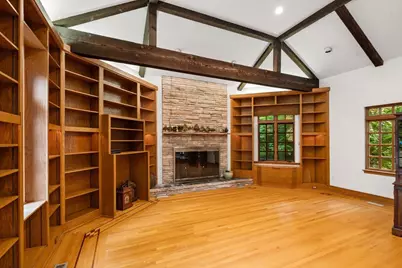 43 Monadnock Road, Wellesley, MA 02481 - Photo 9