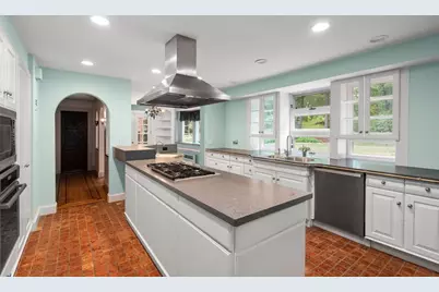 43 Monadnock Road, Wellesley, MA 02481 - Photo 13