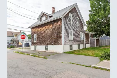 248 Cedar St, New Bedford, MA 02740 - Photo 5