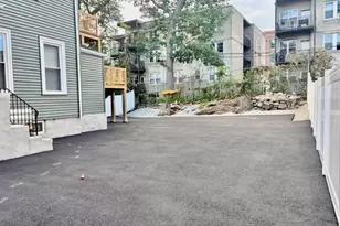 11 Wyoming St, Boston, MA 02121 - Photo 15