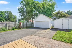 122 Shawmut St, Springfield, MA 01108 - Photo 39