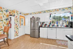 122 Shawmut St, Springfield, MA 01108 - Photo 15