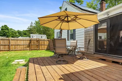 26 Thompson St, East Longmeadow, MA 01028 - Photo 27