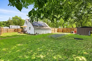 26 Thompson St, East Longmeadow, MA 01028 - Photo 23