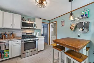 26 Thompson St, East Longmeadow, MA 01028 - Photo 5