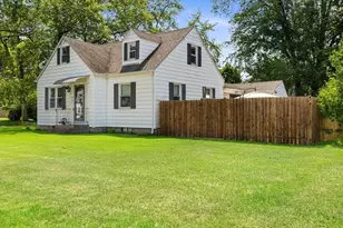 26 Thompson St, East Longmeadow, MA 01028 - Photo 33
