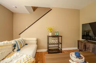 66 Bishop Dr, Framingham, MA 01702 - Photo 9