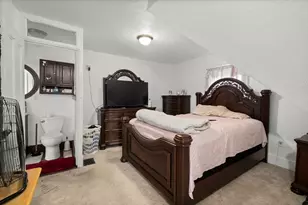 87 Hamilton St, Boston, MA 02125 - Photo 29