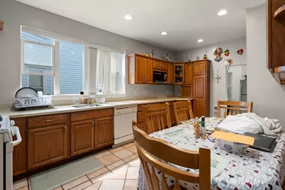 87 Hamilton St, Boston, MA 02125 - Photo 3