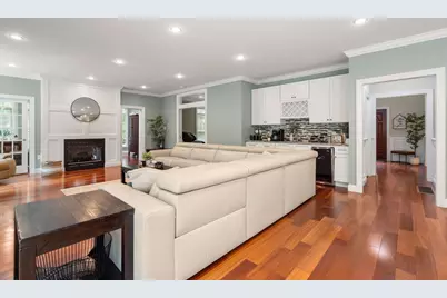 24 Wayside Inn Rd, Framingham, MA 01701 - Photo 11