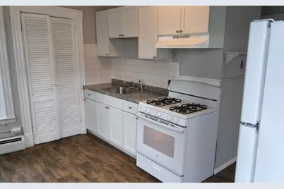 10 Central Sq #2F, Brockton, MA 02301 - Photo 5