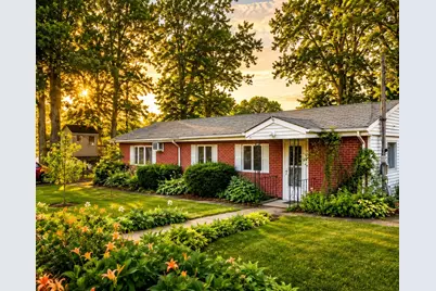 8 Laurier Ave, Attleboro, MA 02703 - Photo 1