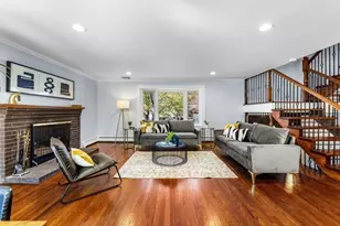 255 Worthen Rd E, Lexington, MA 02421 - Photo 3